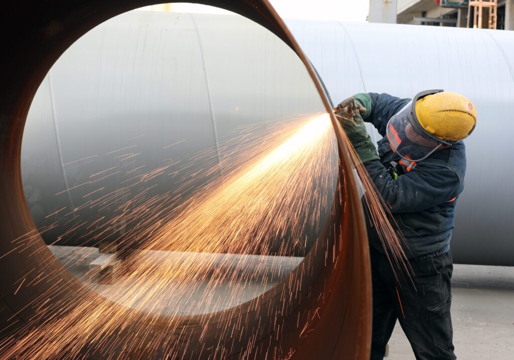 製缶 配管各種溶接 機械器具設置工事 鋼構造物工事 機械設備製作 据付工事 管工事 建設 三重県 鈴鹿市